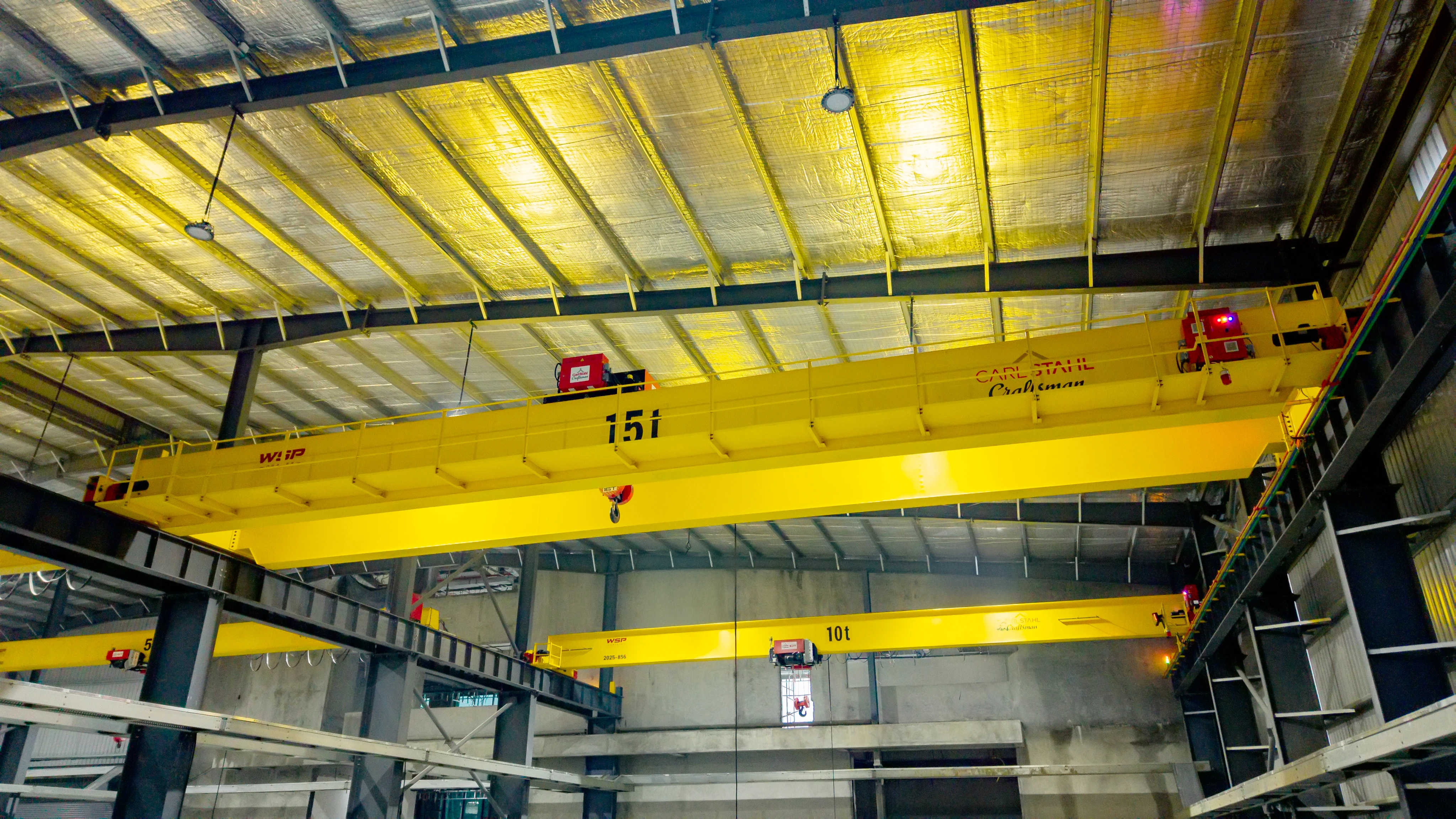 Top running double girder EOT crane for heavy loads